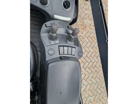 Diesel truck - Linde H35D-01 (12)