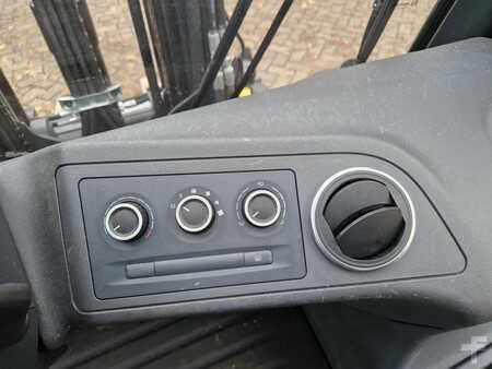 Diesel truck - Linde H35D-01 (13)