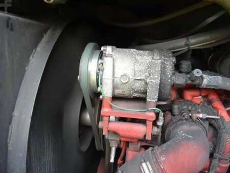 Dieseltruck 2010  Svetruck (available for rent) 15120 (19)