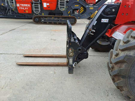 Teleskoplastare Rigid 2021  Manitou MT733 (9)