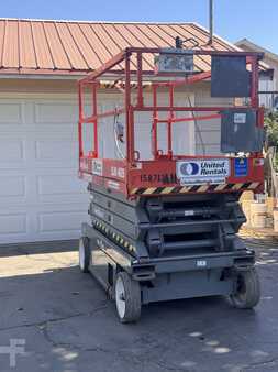 Scissor Lifts / Pallet Jacks 2015  Skyjack SJIII 4626 (3)