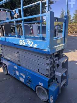 Scissor Lifts / Pallet Jacks 2017  Genie GS-3232 (4)