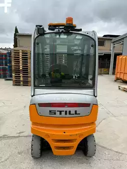Eléctrica de 4 ruedas  Still RX60-25 (2)