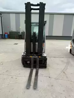 Eléctrica de 4 ruedas  Still RX60-25 (3)