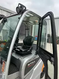 Eléctrica de 4 ruedas  Still RX60-25 (7)