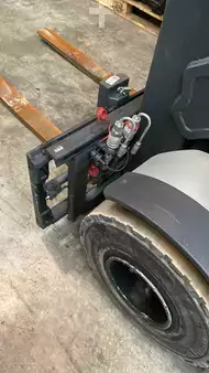 Eléctrica de 4 ruedas  Still RX60-25 (11)