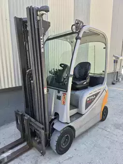 Eléctrica de 4 ruedas  Still RX20-16P (1)