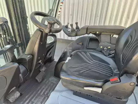 Eléctrica de 4 ruedas  Still RX20-16P (5)