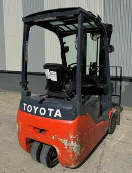 Eléctrica de 3 ruedas 2015  Toyota 8FBEKT16 (7)