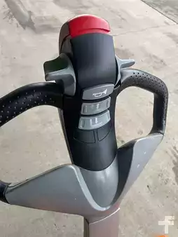 Apilador eléctrico  Still EXV 14 (5)