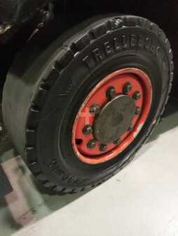 Diesel Forklifts 2014  Linde H 40 D-02 (3)