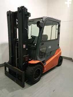 Elektro 4 Rad 2019  Toyota 8FBMT45 (1)