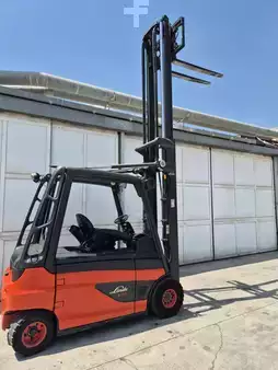 Apilador conductor incorporado 2018  Linde E 25 L (4)