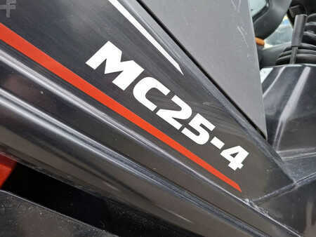 Dieseltrukki 2024  Manitou MC 25-4 D K ST5 S1 Buggy (12)