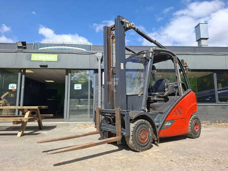 LPG Forklifts 2017  Linde H25T (1)