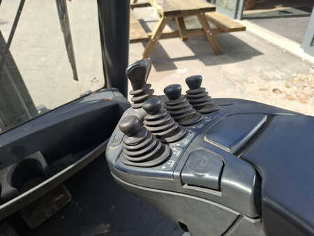 LPG Forklifts 2017  Linde H25T (6)