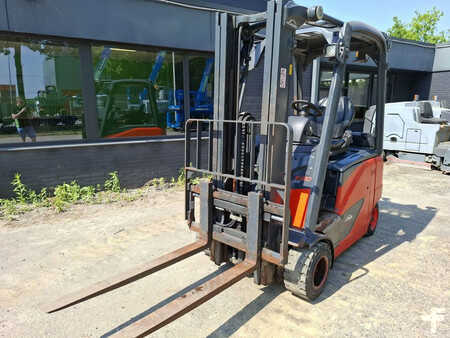 El truck - 4 hjulet 2018  Linde E20PH (17)