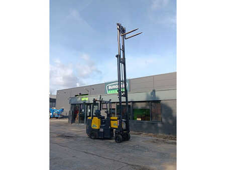 Smalle gangen trucks 2018  Combilift Aisle master AM15SE (7)