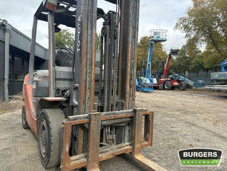 Dieselstapler 2008  Toyota 8FDF25 (7)