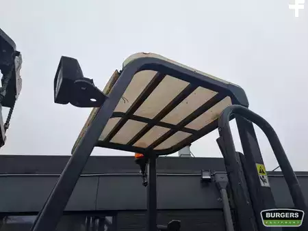 Chariots élévateurs transportables 2011  Moffett M5 25.4 (20)