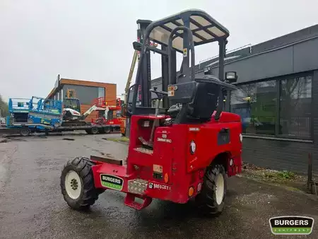 Chariots élévateurs transportables 2011  Moffett M5 25.4 (4)