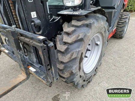 Terepjáró targonca 2024  Manitou MC 25-4 D K ST5 S1 Buggy (13)