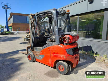 Carrelli elevatori GPL 2018  Linde H20T (4)