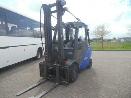 Diesel Forklifts 2006  Linde H 30 D 393 H 30 D (5) 