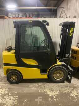 Propane Forklifts 2015  Yale GLP060VXNLSE087 (1)