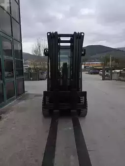 Chariots électriques à 4 roues 2020  Toyota 8FBMT40 (3)