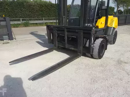 Diesel truck 2008  OM XD60 (2)