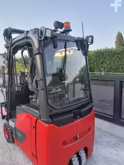 Carrelli elettrici 3 ruote 2017  Linde E16H-02 (4)