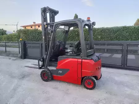 Carrelli elettrici 4 ruote 2014  Linde E20PHL-02 (3)