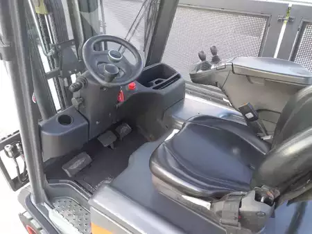 Carrelli elettrici 4 ruote 2014  Linde E20PHL-02 (8)