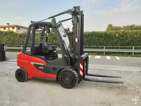 Carrelli elevatori diesel 2021  Linde H30D-01 (5)