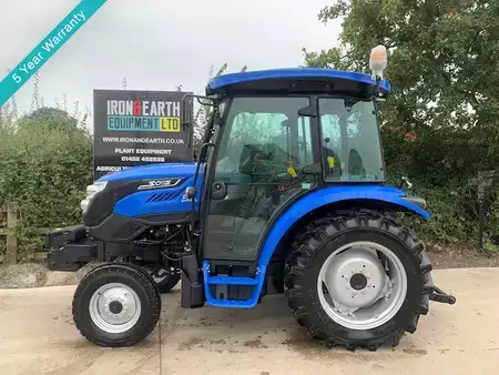 Chariots tracteurs - Solis S50 Shuttle XL CAB 2WD Compact Tractor (2)