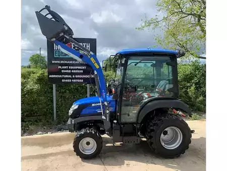 Chariots tracteurs - Solis 26 HST CAB Compact Tractor (13)