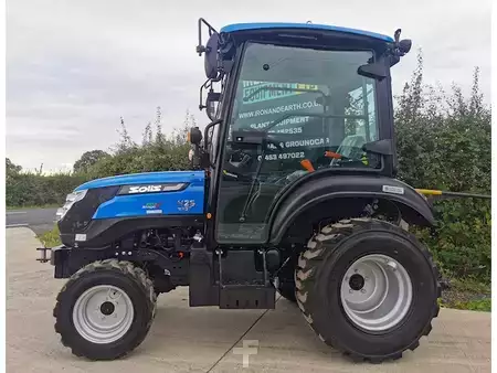 Chariots tracteurs - Solis 26 HST CAB Compact Tractor (3)