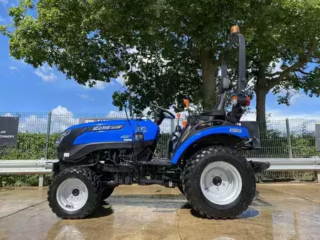 Chariots tracteurs - Solis S26 Shuttle XL Extra (3)