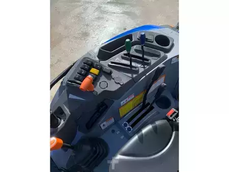 Chariots tracteurs - Solis S50 Shuttle XL 4WD ROPS Compact Tractor (16)