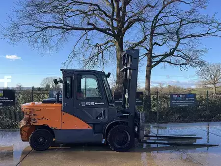 Carrelli elevatori diesel 2019  Doosan D55C-7 Forklift (4)