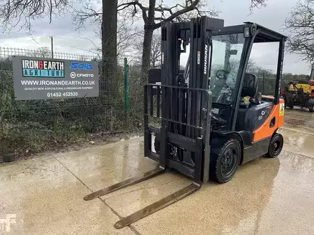 Carrelli elevatori diesel 2014  Doosan D30S-5 Forklift (2)