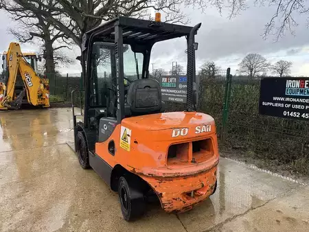 Carrelli elevatori diesel 2014  Doosan D30S-5 Forklift (3)