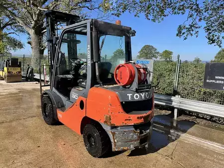 Dieseltrukki 2017  Toyota 02-8FGF30 Forklift (3)