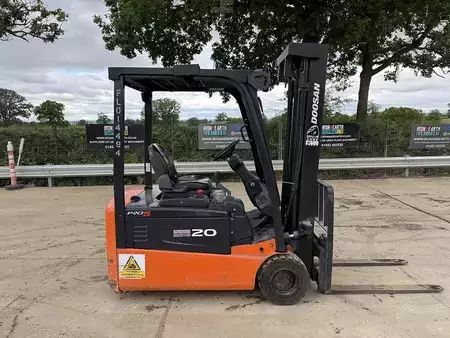 Carrelli elevatori diesel 2014  Doosan B20T-5 Forklift (4)