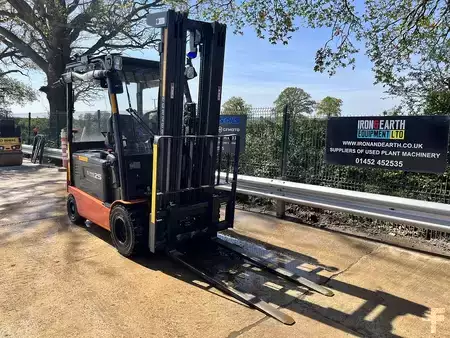 Carrelli elevatori diesel 2016  Doosan B25X-5 Forklift (5)