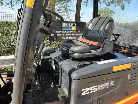 Carrelli elevatori diesel 2016  Doosan B25X-5 Forklift (9)