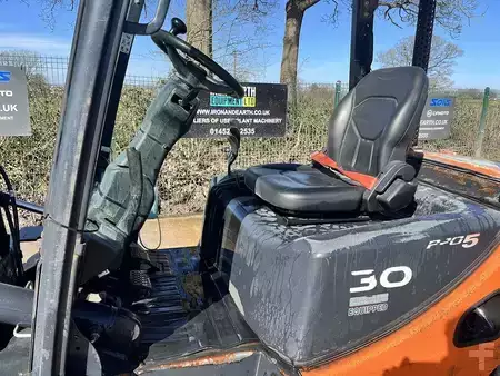Dieselový VZV 2013  Doosan D30S-5 Forklift (9)