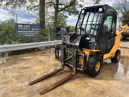 Teleskoptruck fast bom - JCB 35-26D 4WD Wastemaster Teletruk (2)