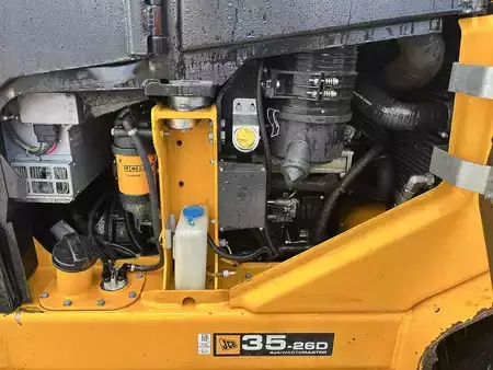 Teleskoptruck fast bom 2023  JCB 35-26D 4WD Wastemaster Teletruk (8)